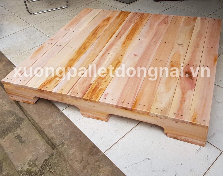 Pallet gỗ kích thước 1200x1200mm