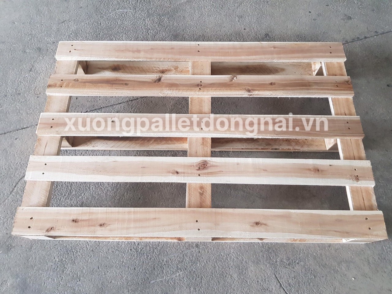 pallet gỗ kích thước 800mm x 1000mm